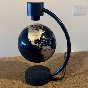 Black and Gold Levitating Globe Lamp - Home Accents